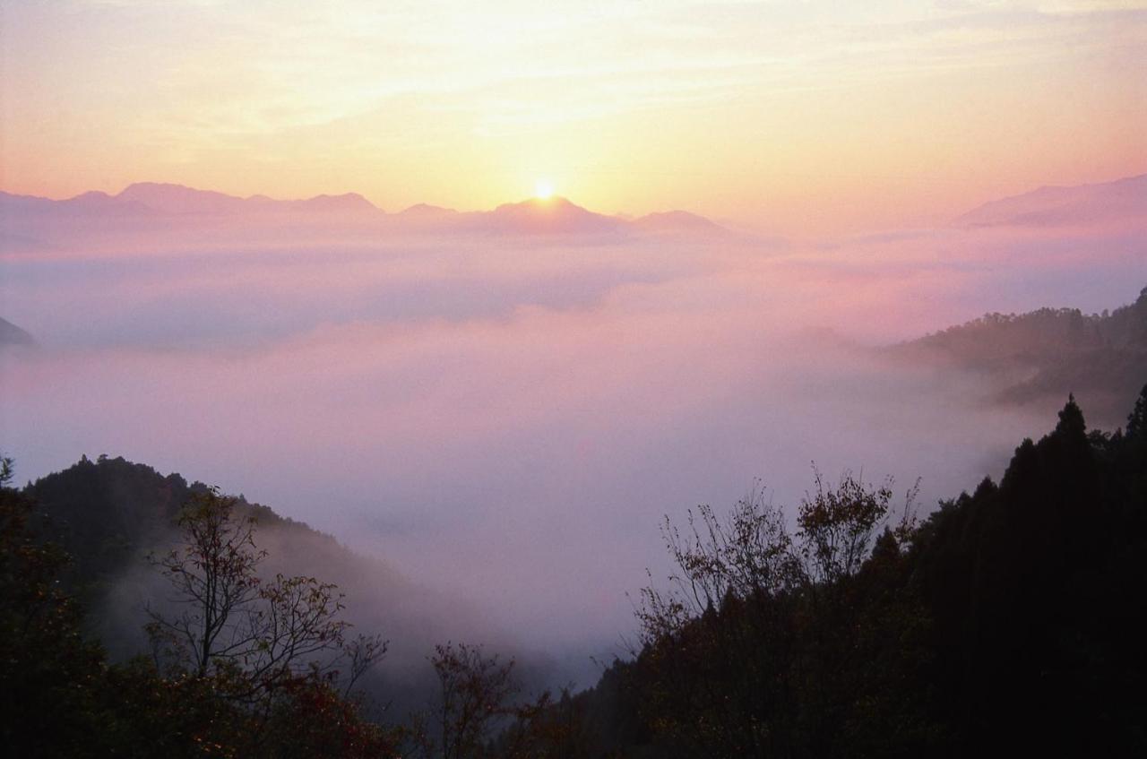 Kagura No Yakata Hotel Takachiho Buitenkant foto