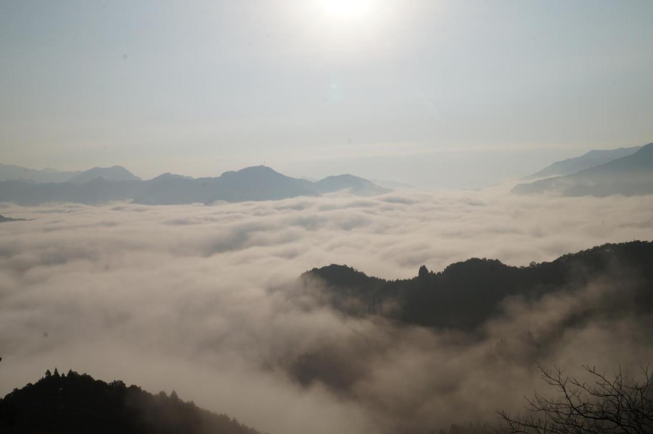 Kagura No Yakata Hotel Takachiho Buitenkant foto